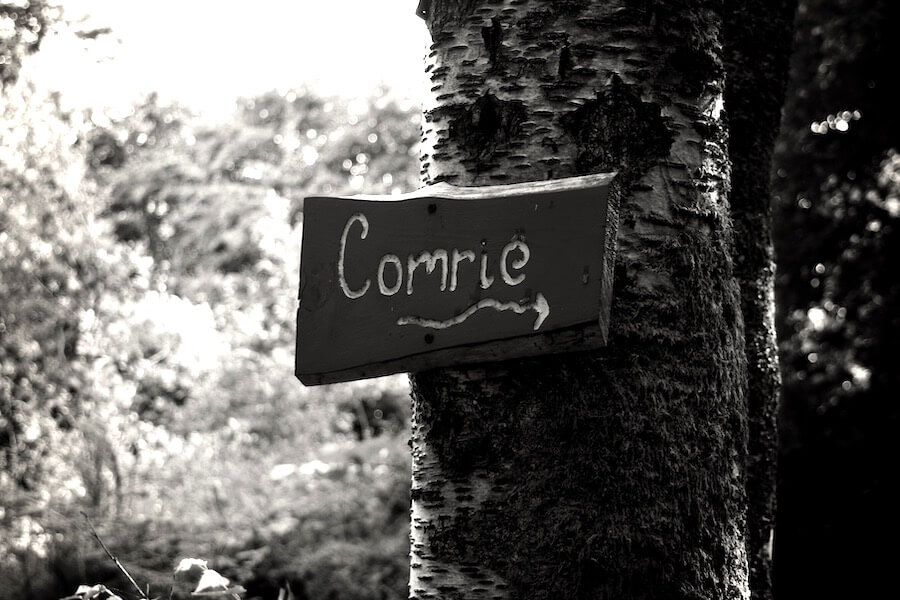 English language school immersion activities Comrie Croft wooden sign