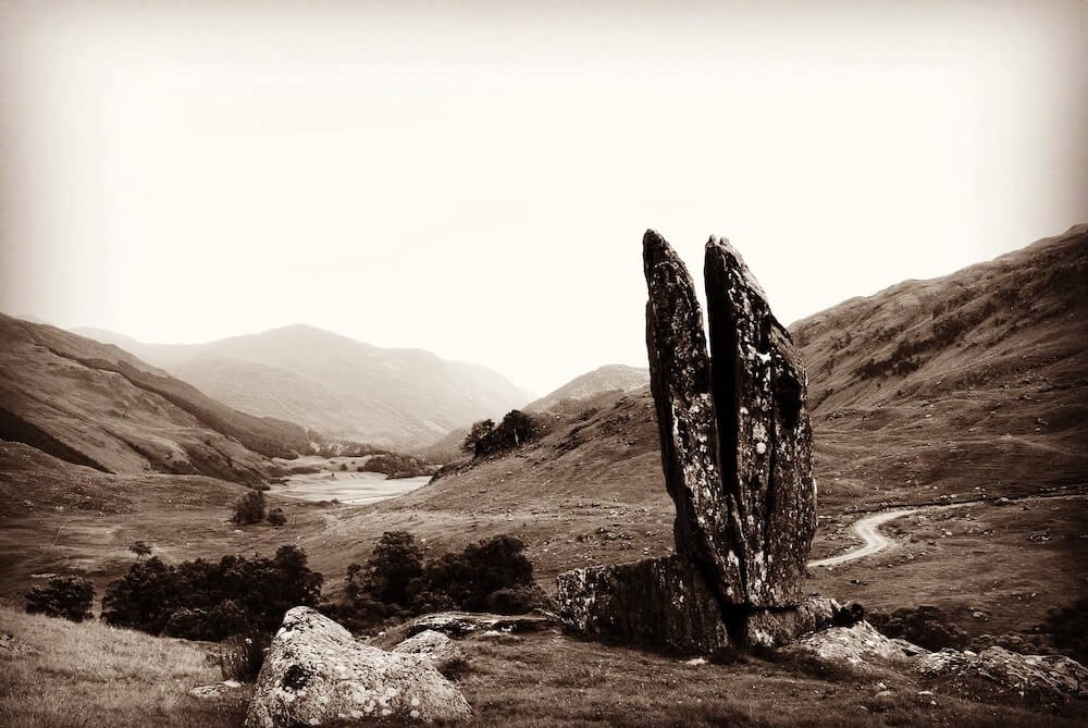 learn English in Perthshire - standing stones - glen lyon praying hands of Mary