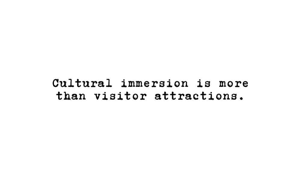 slide how cultural immersion English language holidays work.