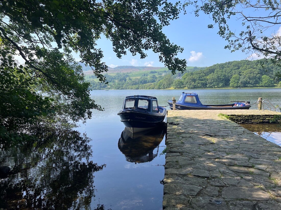 Historic Scotland ferry boats to  visit Inchcolme island
