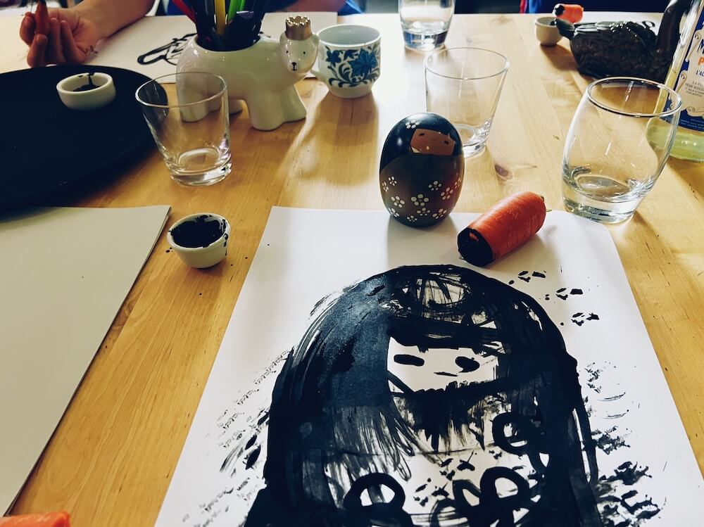 drawing workshop at Blue Noun for Pronunciation Gold day
